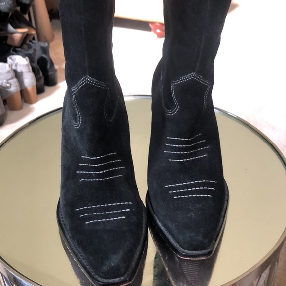 Via Spiga Women’s Western Black Suede all leather size 8. - Picture 4 of 5